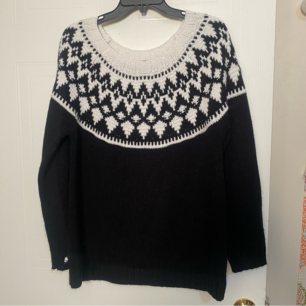 Karl Lagerfeld Black and White Patterned Sweater